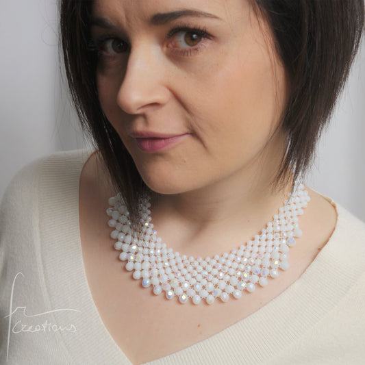 Collana Girocollo Alexandra in tessitura con cristalli bianco alabastro