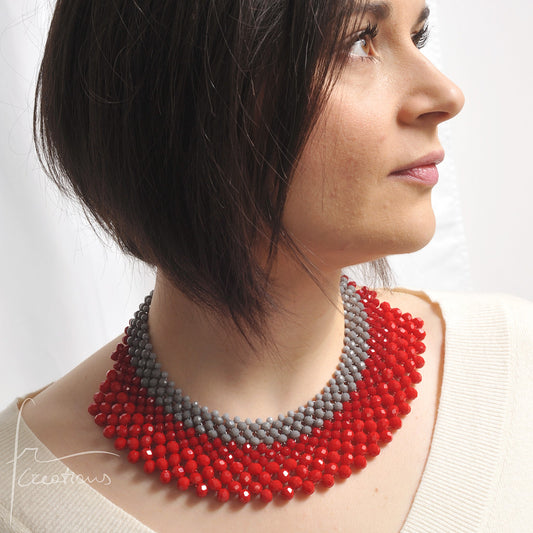 Alexandra tessitura con cristalli rossi e grigi