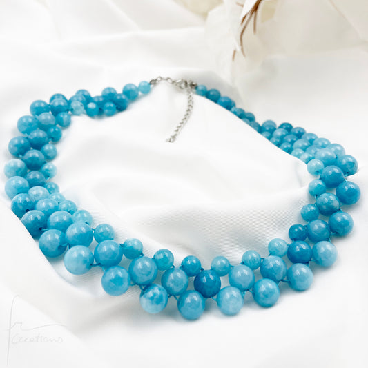 Collana girocollo Alexandra Medium fatta a mano in tessitura e pietra naturale angelite azzurra