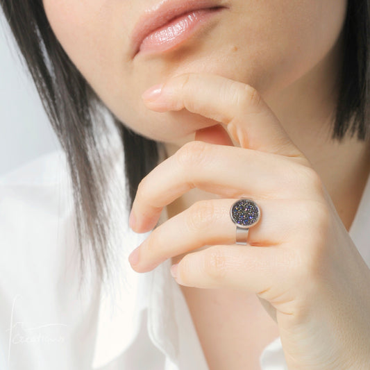 Anello chevalier regolabile in acciaio con  Cristalli Austriaci Originali