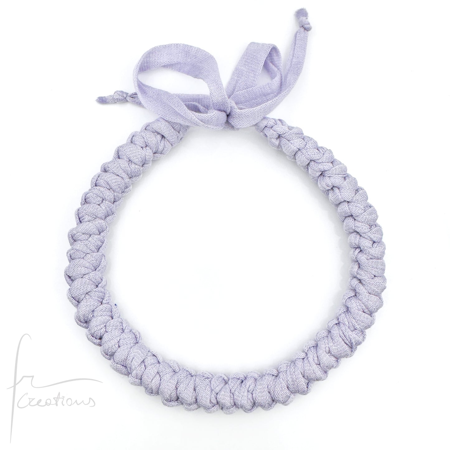 Collana girocollo tubolare all'uncinetto in cotone lavabile