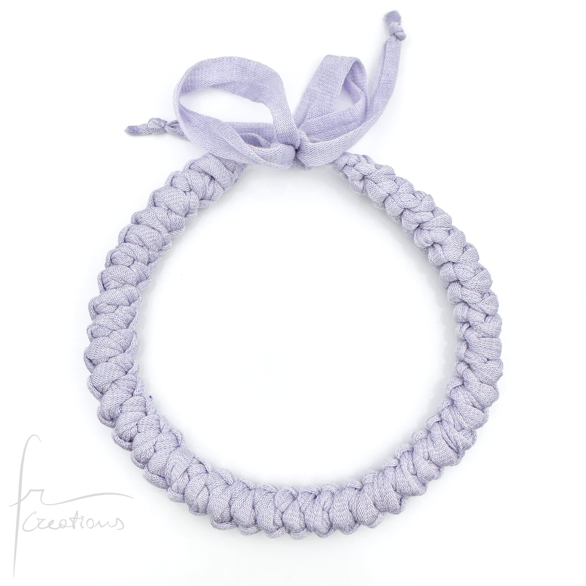 Collana girocollo tubolare all'uncinetto in cotone lavabile