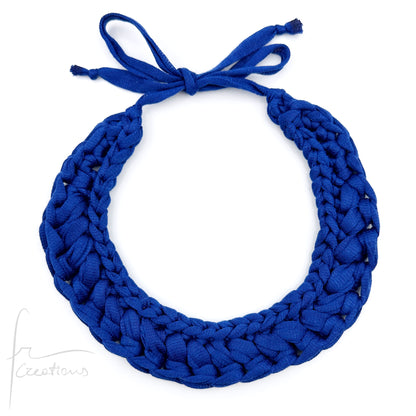 Collana girocollo all' uncinetto in cotone lavabile