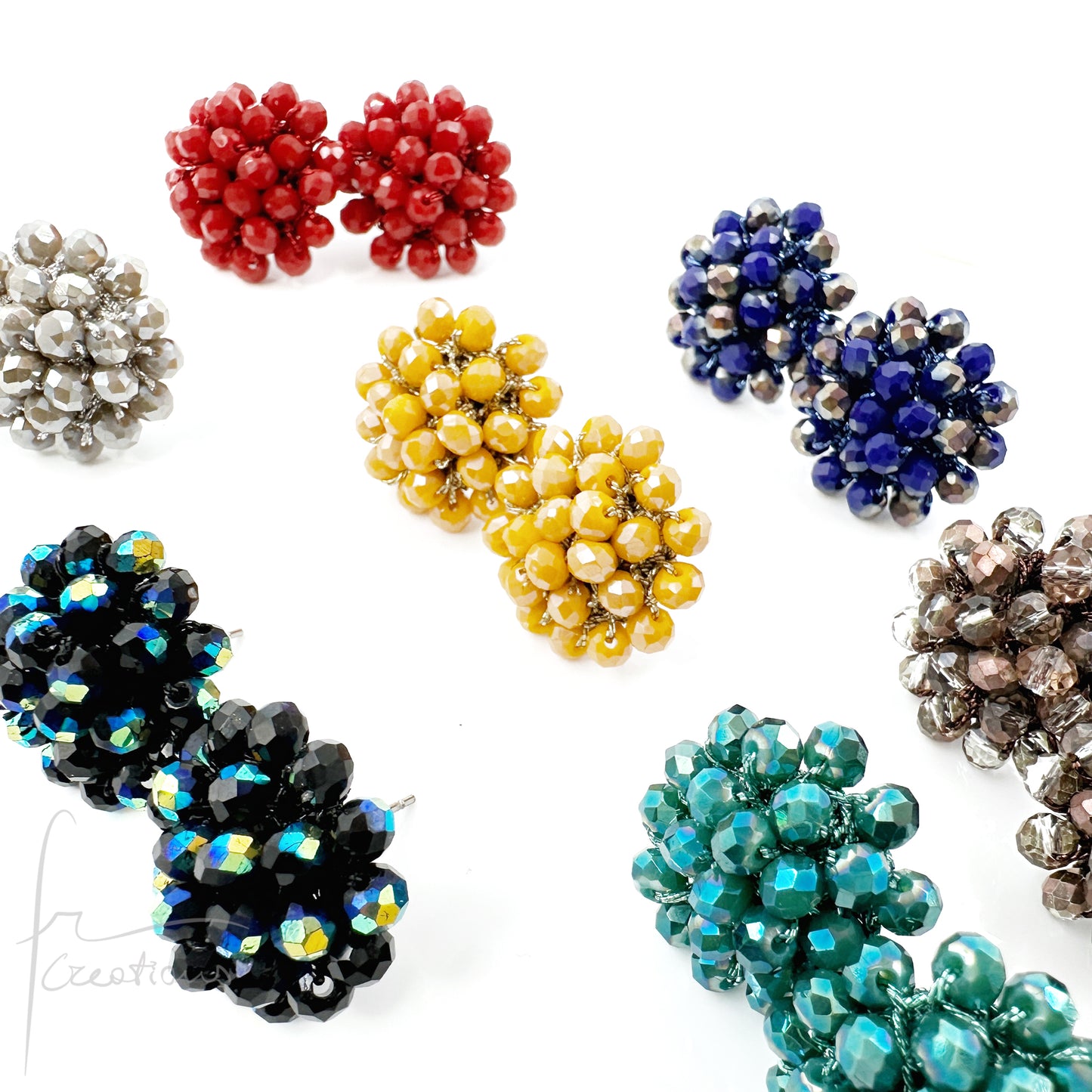 Orecchini a Lobo Rotondi Aila all' Uncinetto con Cristalli