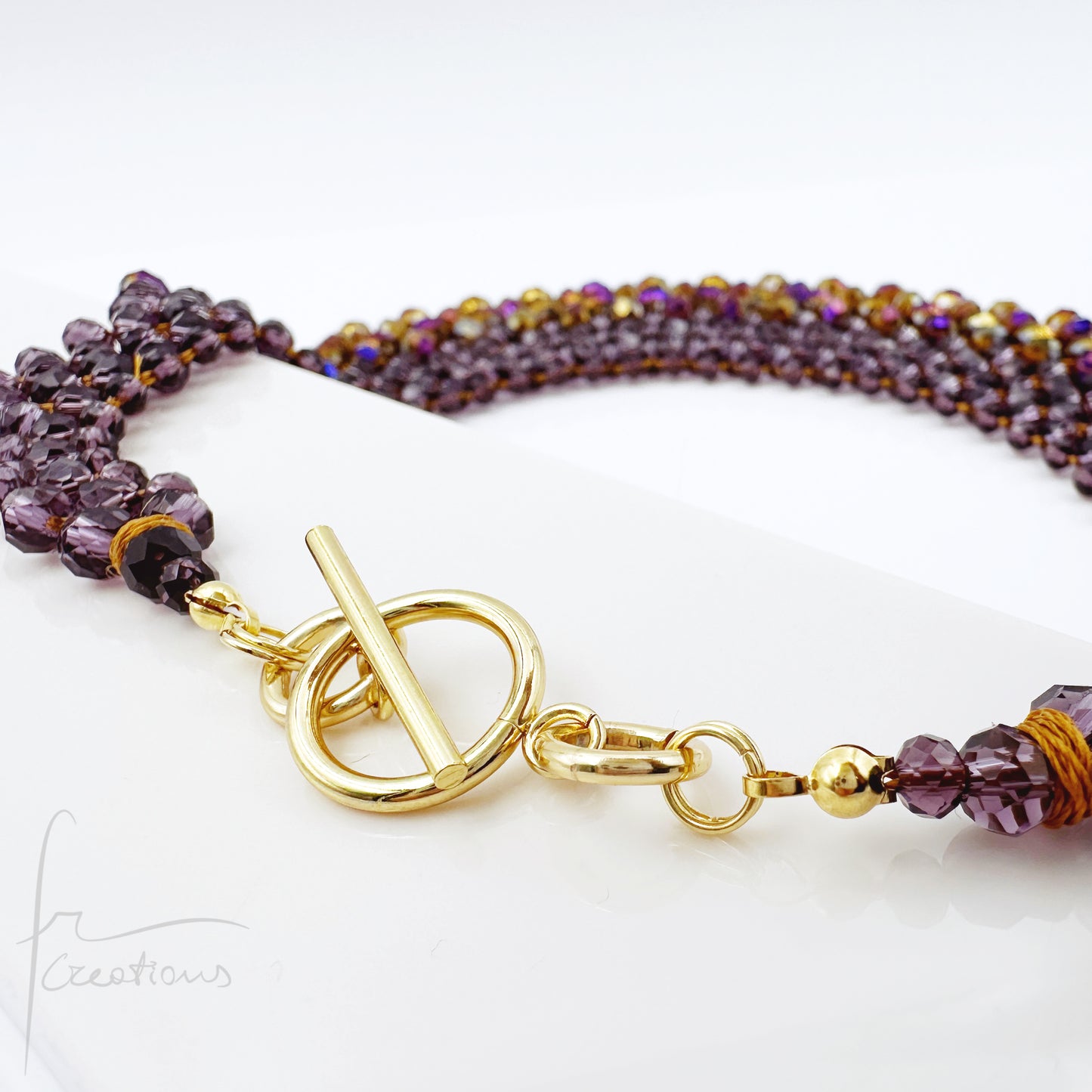 Collana Girocollo Alexandra tessitura con cristalli Alexandra Viola Oro Iridescente
