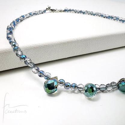 Girocollo Dew Elements con cubic zirconia sfaccettate e briolettes iridescenti in cristallo austriaco