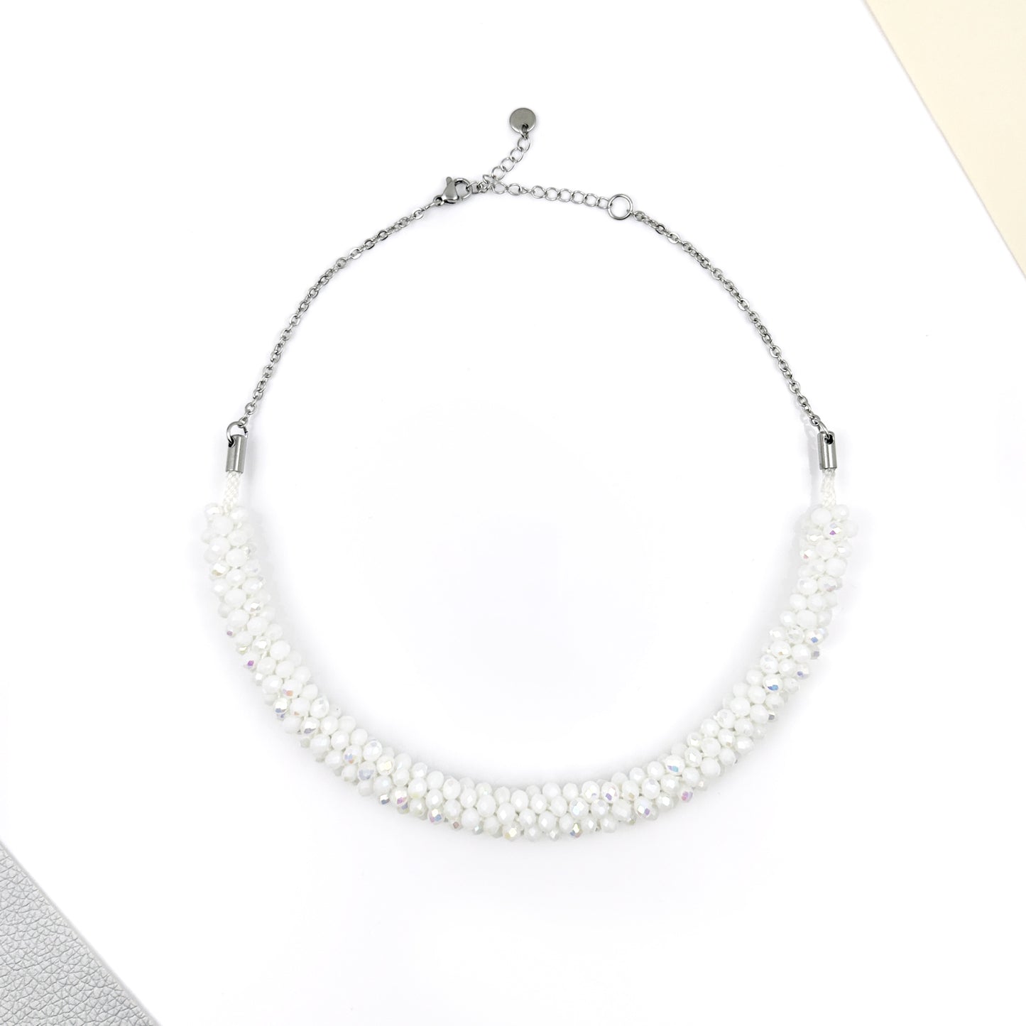Collane girocollo Snake intrecciate a mano con cristalli bianco alabastro