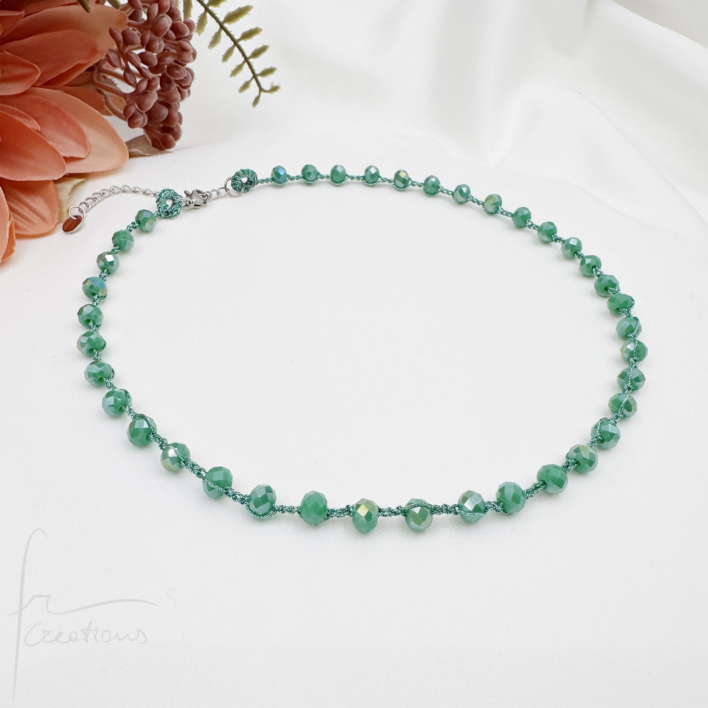 Girocollo uncinetto e cristalli Febe