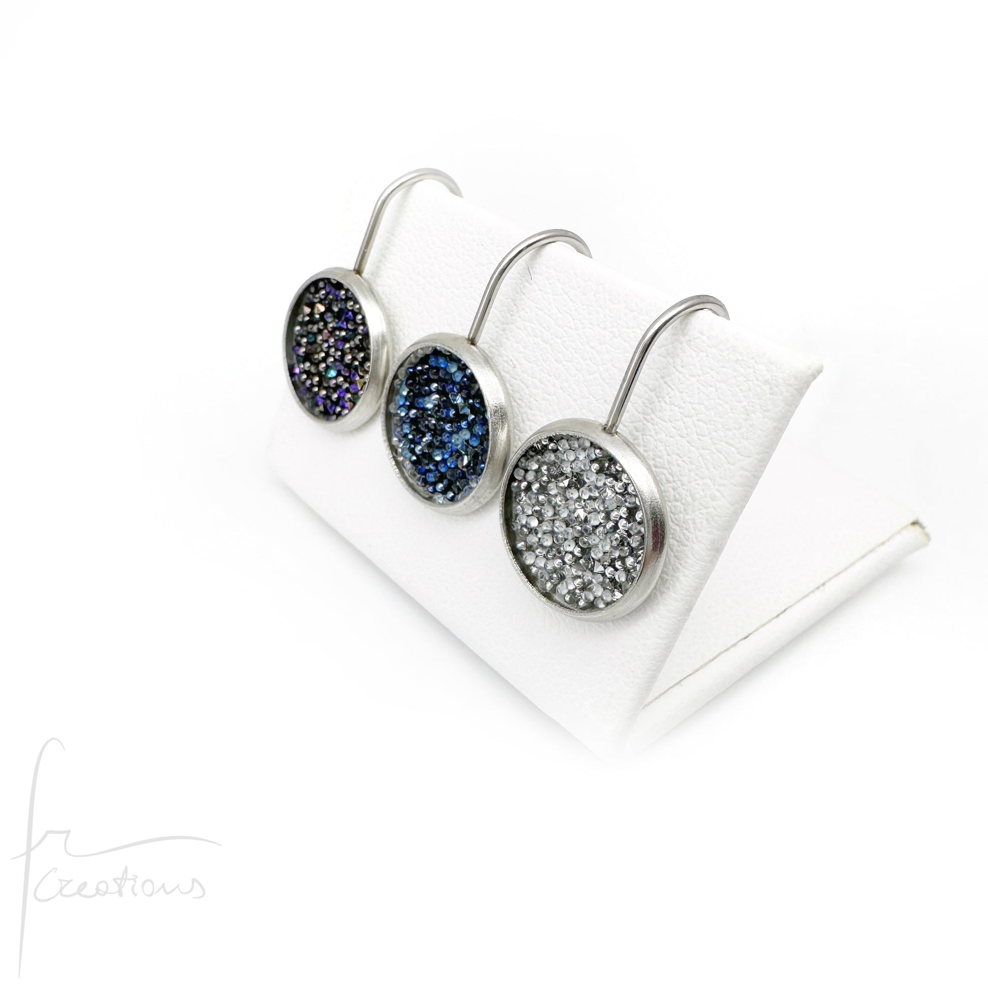 Orecchino Pendente in acciaio inox impreziosito con Cristali di Swarovski