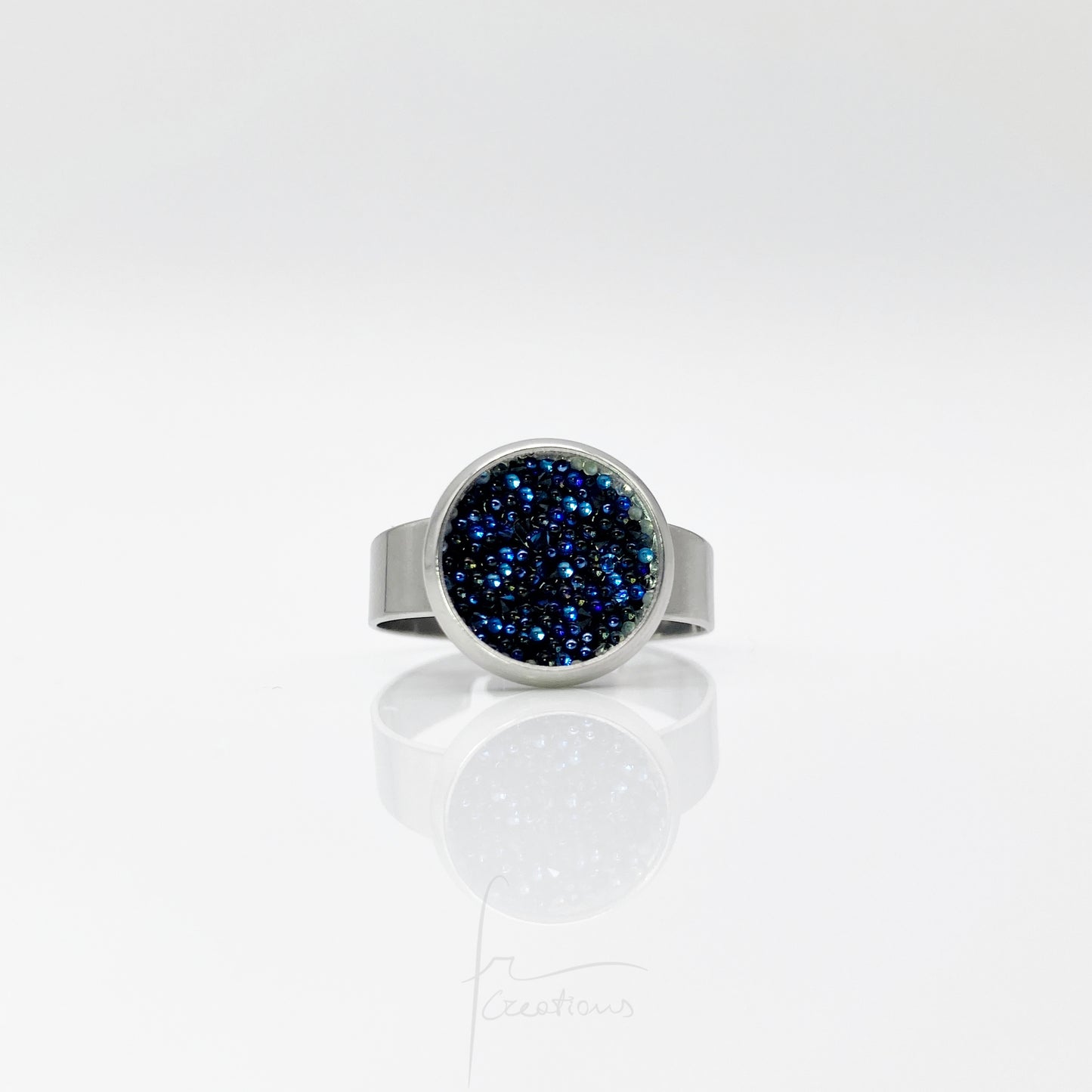Anello chevalier regolabile in acciaio Cristalli di Swarovski Ocean Blue