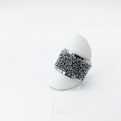 Anello a fascia regolabile placcato argento con Cristalli Austriaci Originali White Ice