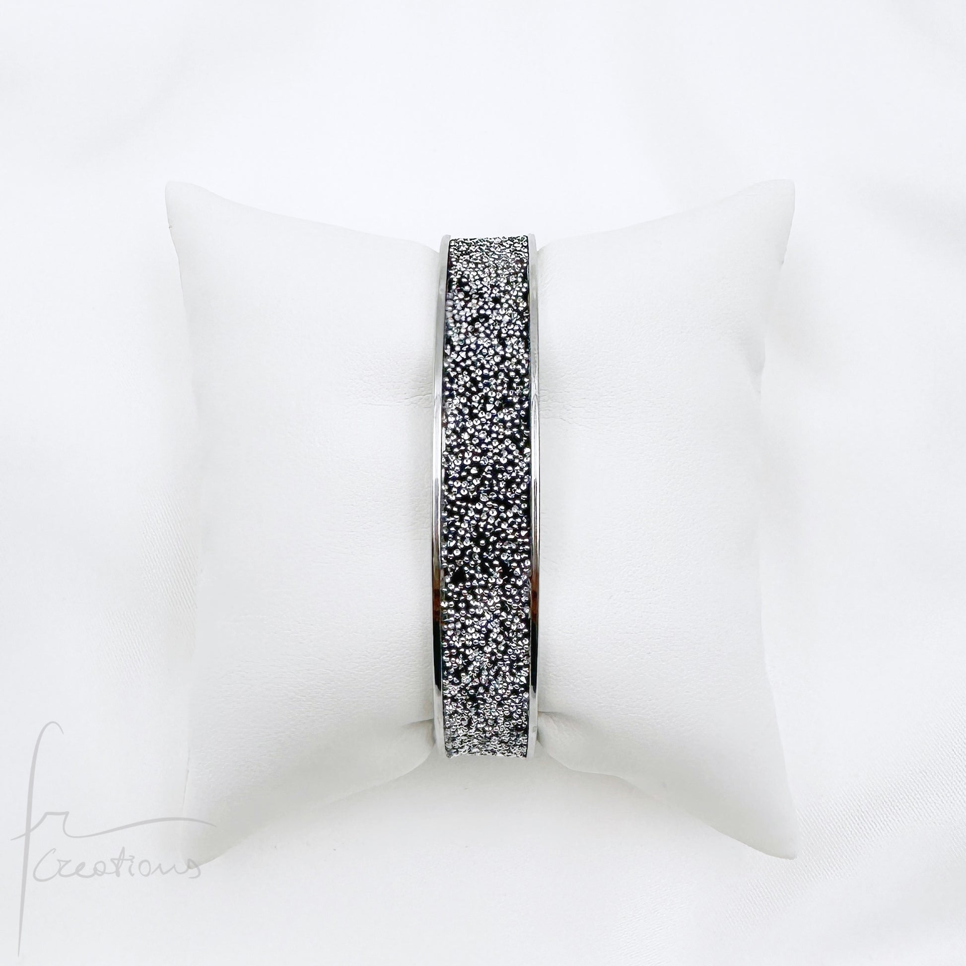 Bracciale a fascia Rigido in acciaio inox impreziosito con Cristali di Swarovski