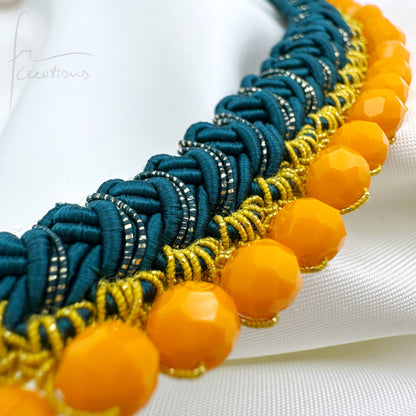 Collana girocollo SUN all'uncinetto con cristalli