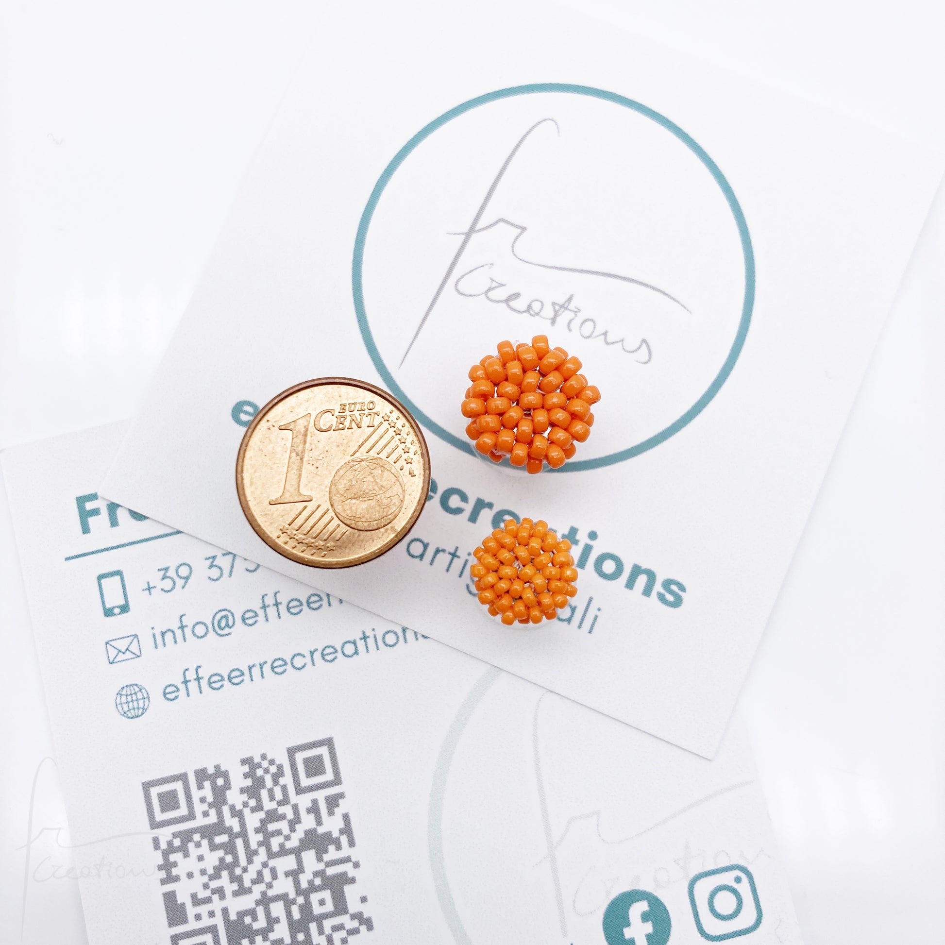 Orecchini Bon Bon MAXI e mini a lobo con perline in vetro e perno in acciaio inox