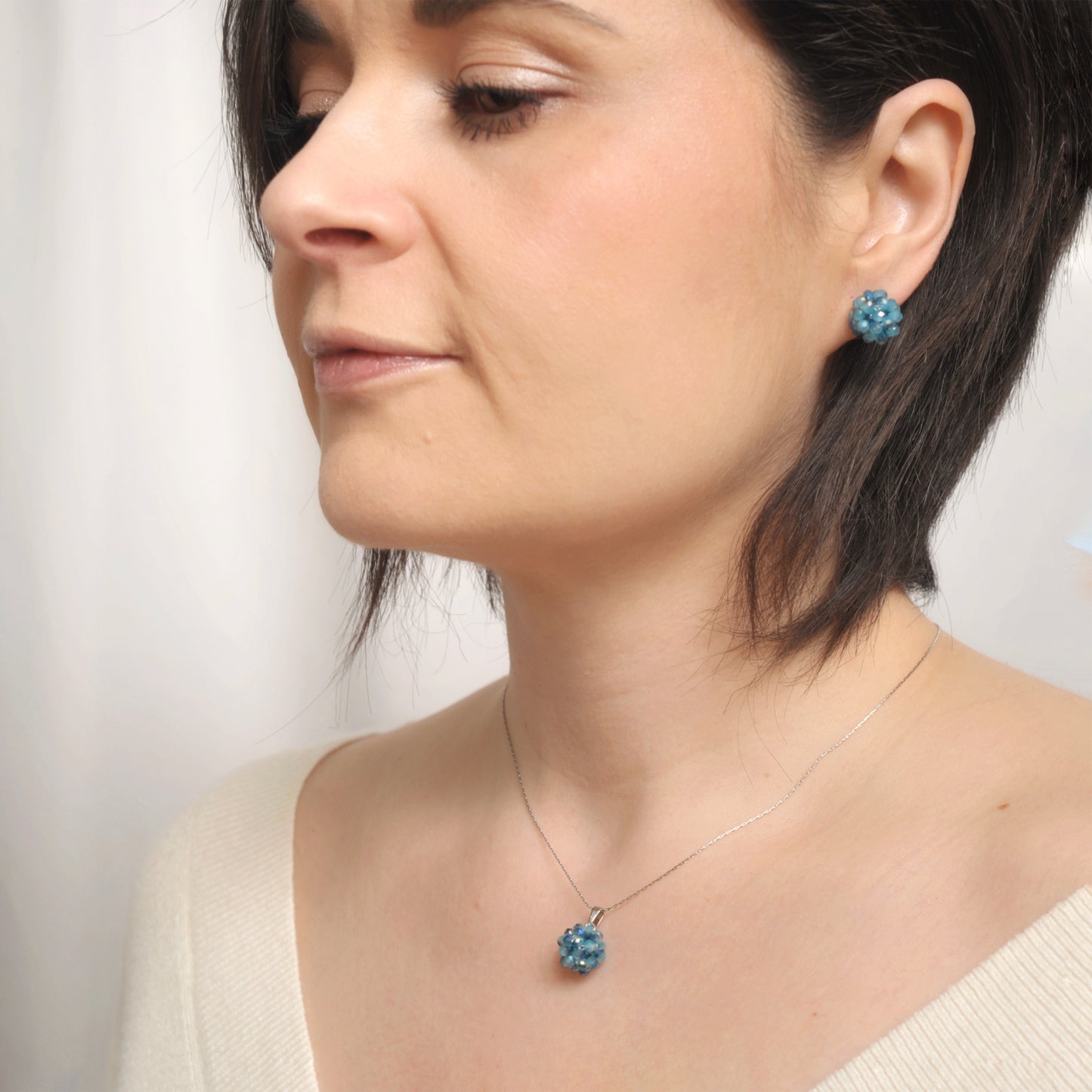 Orecchini a lobo e collana con cristalli in tessitura Estel Mini