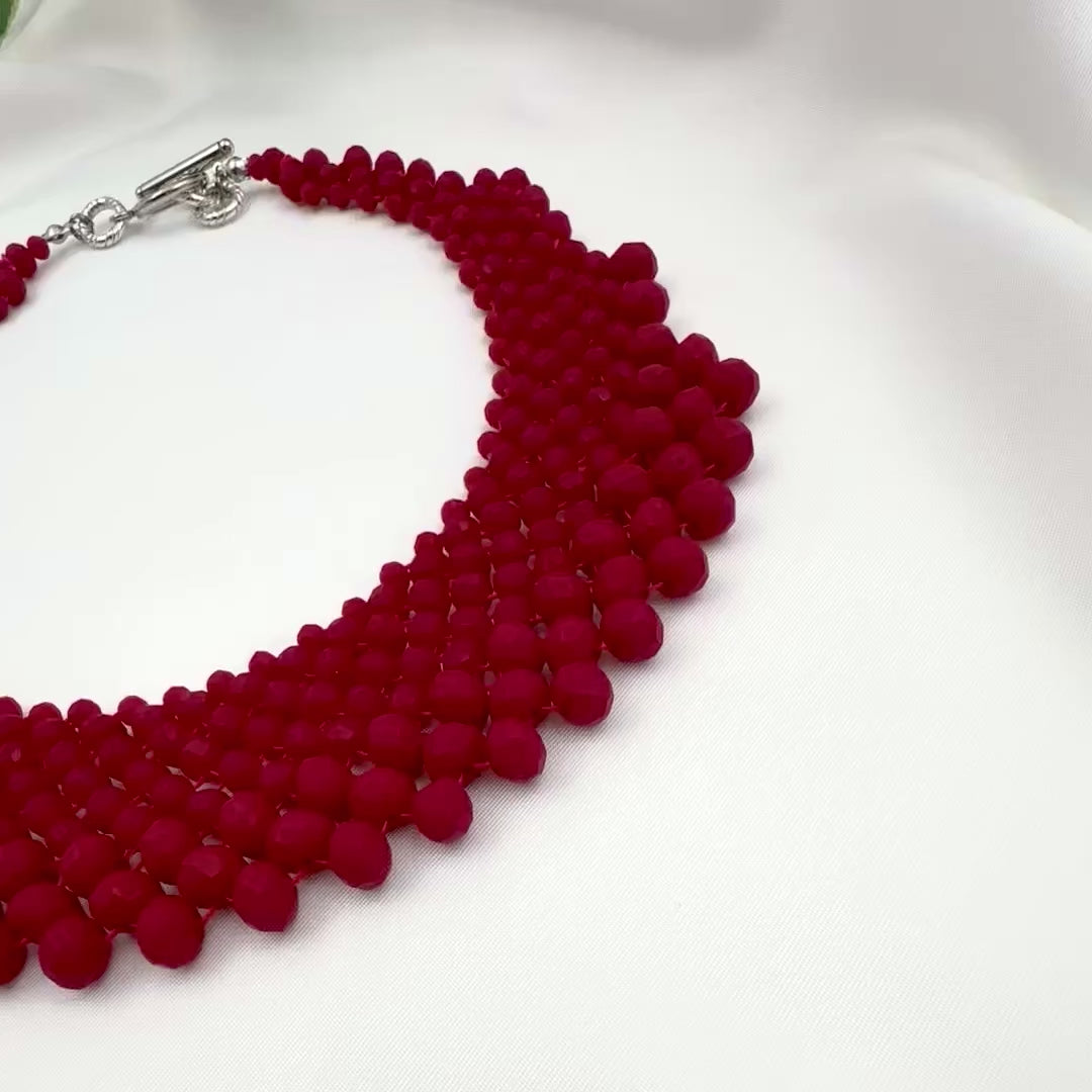 Collana Girocollo Alexandra tessitura con cristalli Rosso Opaco